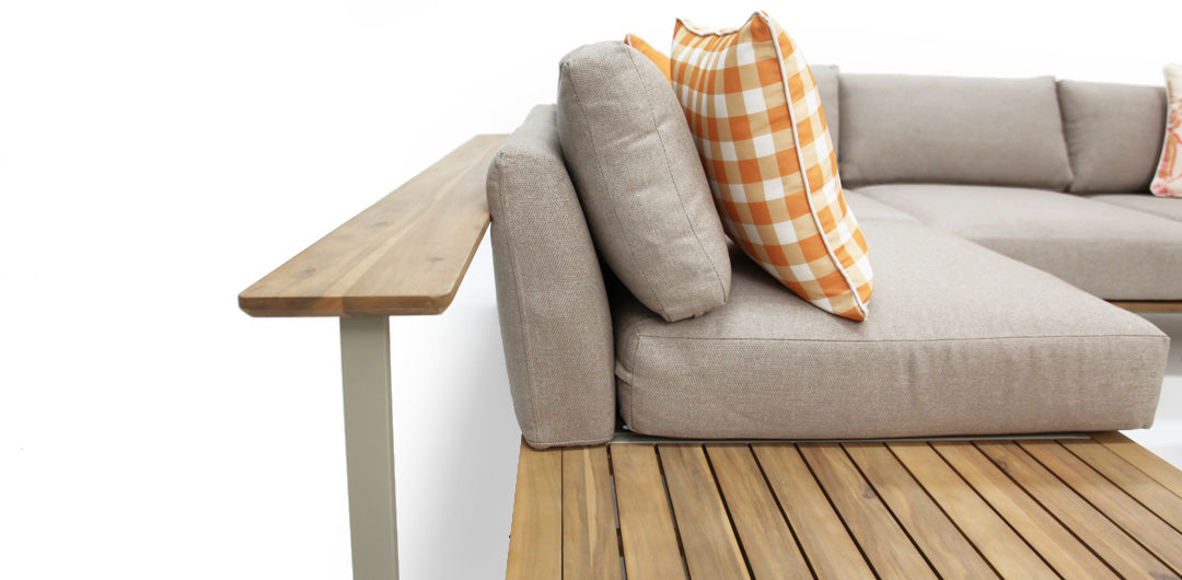 Misako Corner Lounge Setting