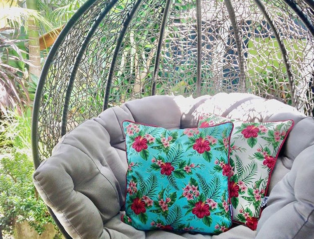 Pod chairs