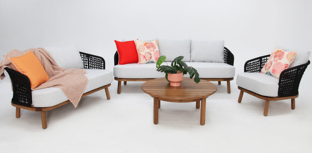 Adalita 321 Lounge Setting with Round Coffee Table