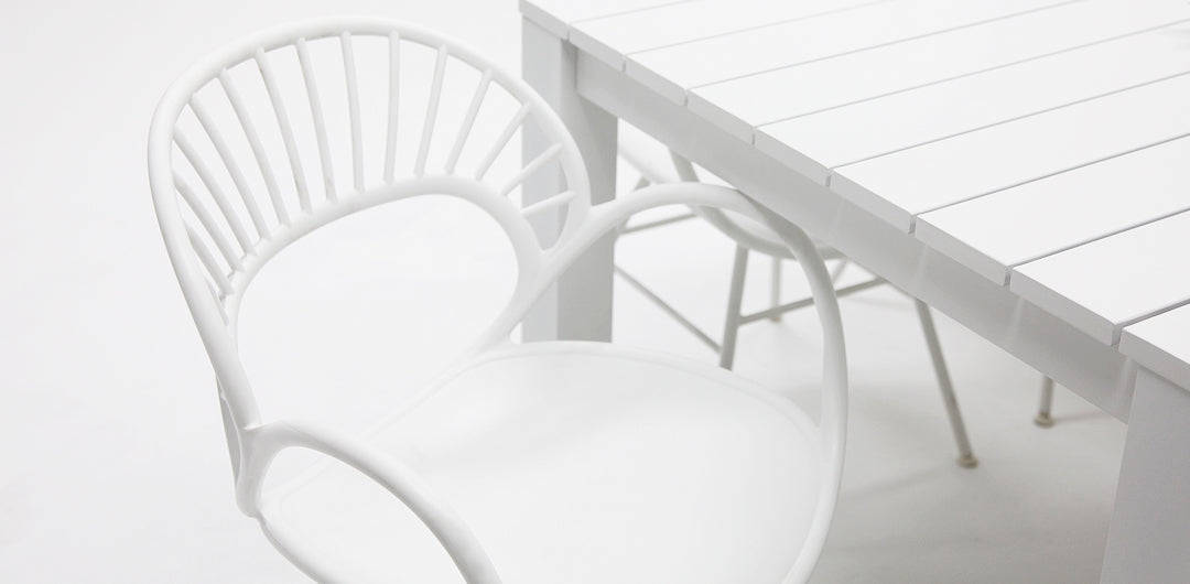 Dallas Fantail 9pc Dining Setting - White