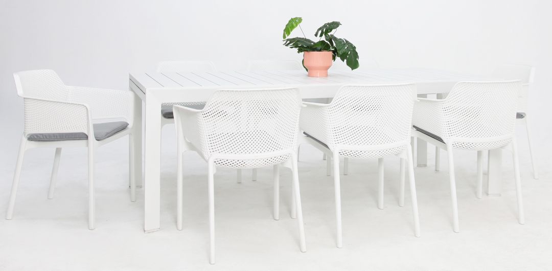 Madagascar Bailey 13pc Dining Setting - White