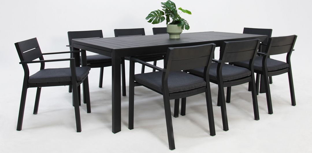 Madagascar Dallas 13pc Dining Setting - Black