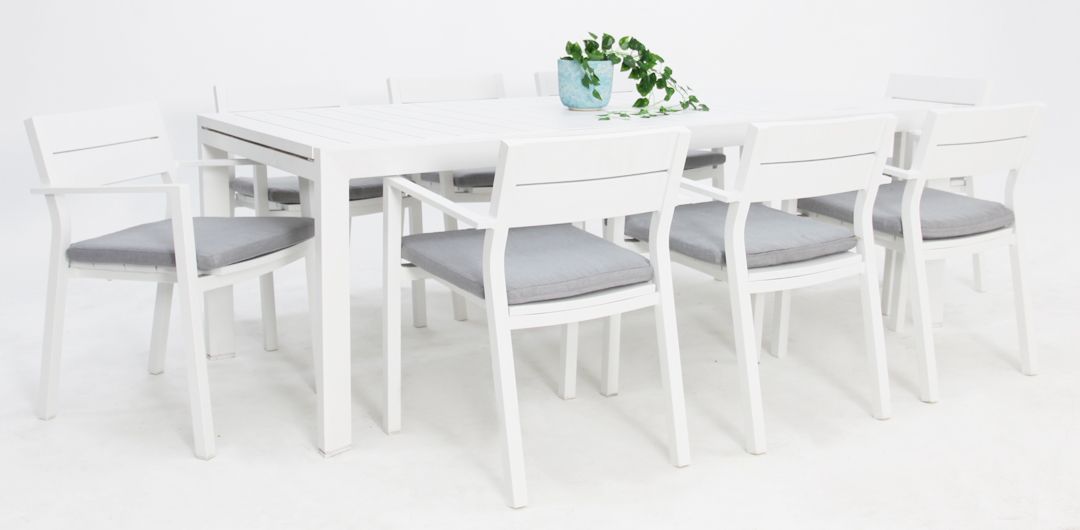 Madagascar Dallas 13pc Dining Setting - White