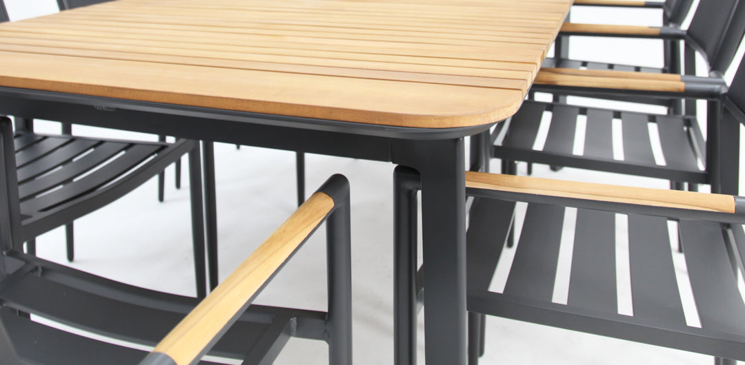 Otis 9pc Dining Setting