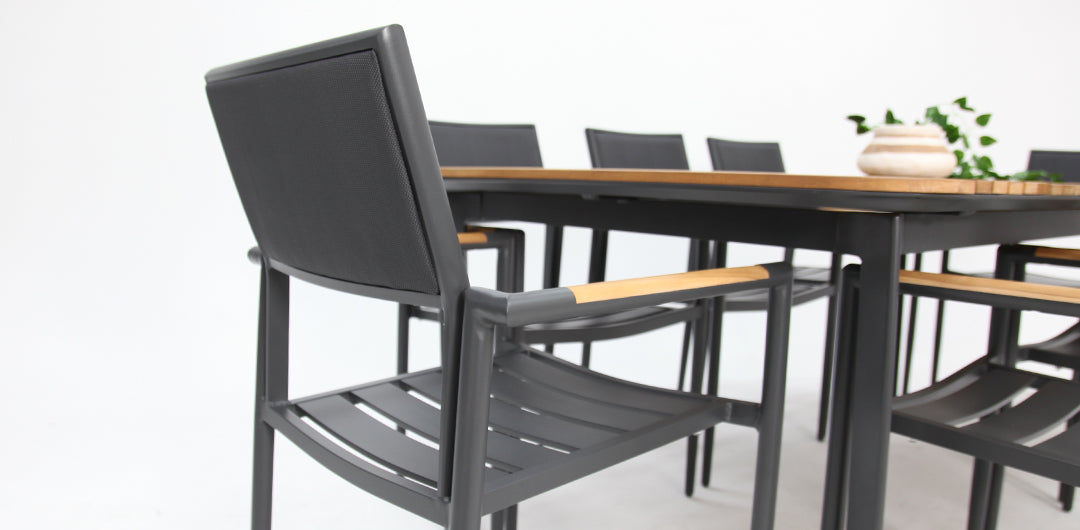 Otis 9pc Dining Setting