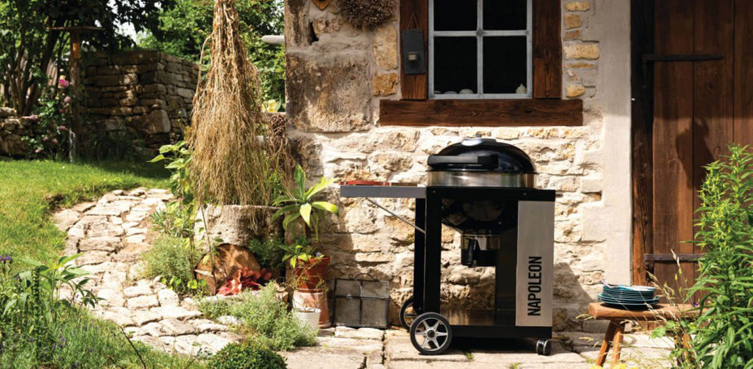 Napoleon Pro Charcoal Cart BBQ