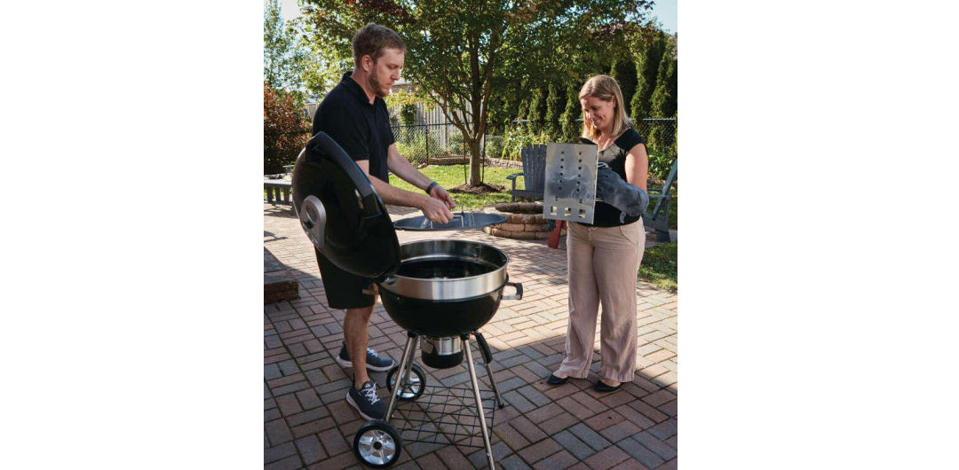 Napoleon Pro Charcoal Leg BBQ