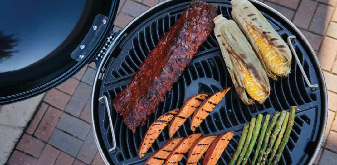 Napoleon Pro Charcoal Leg BBQ