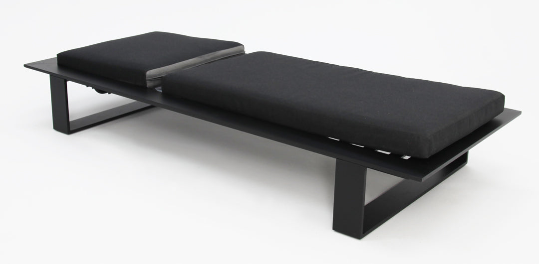 Quaynor Sunlounge - Black