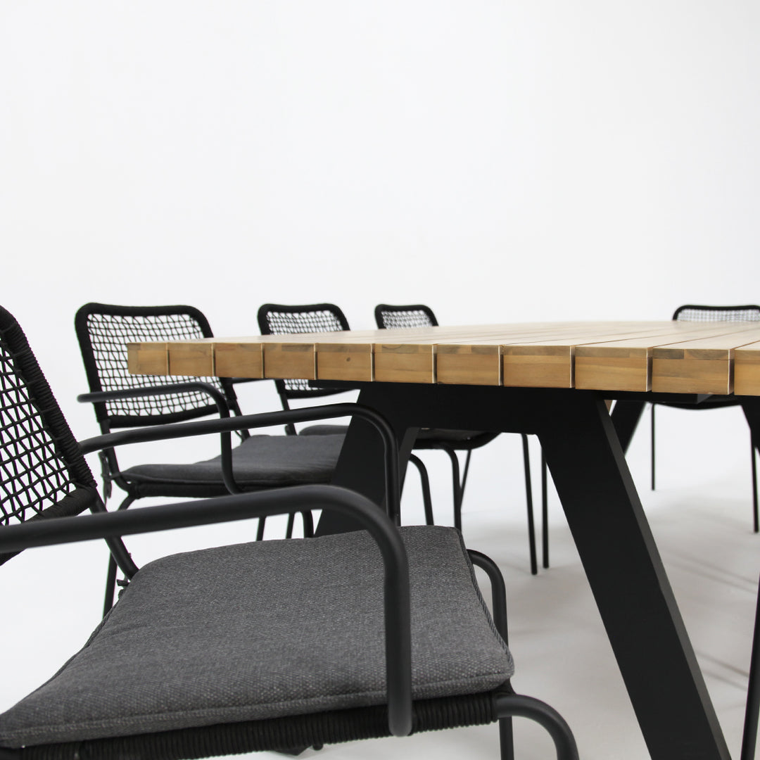 Bosco Bahamas 9pc Dining Setting - Black