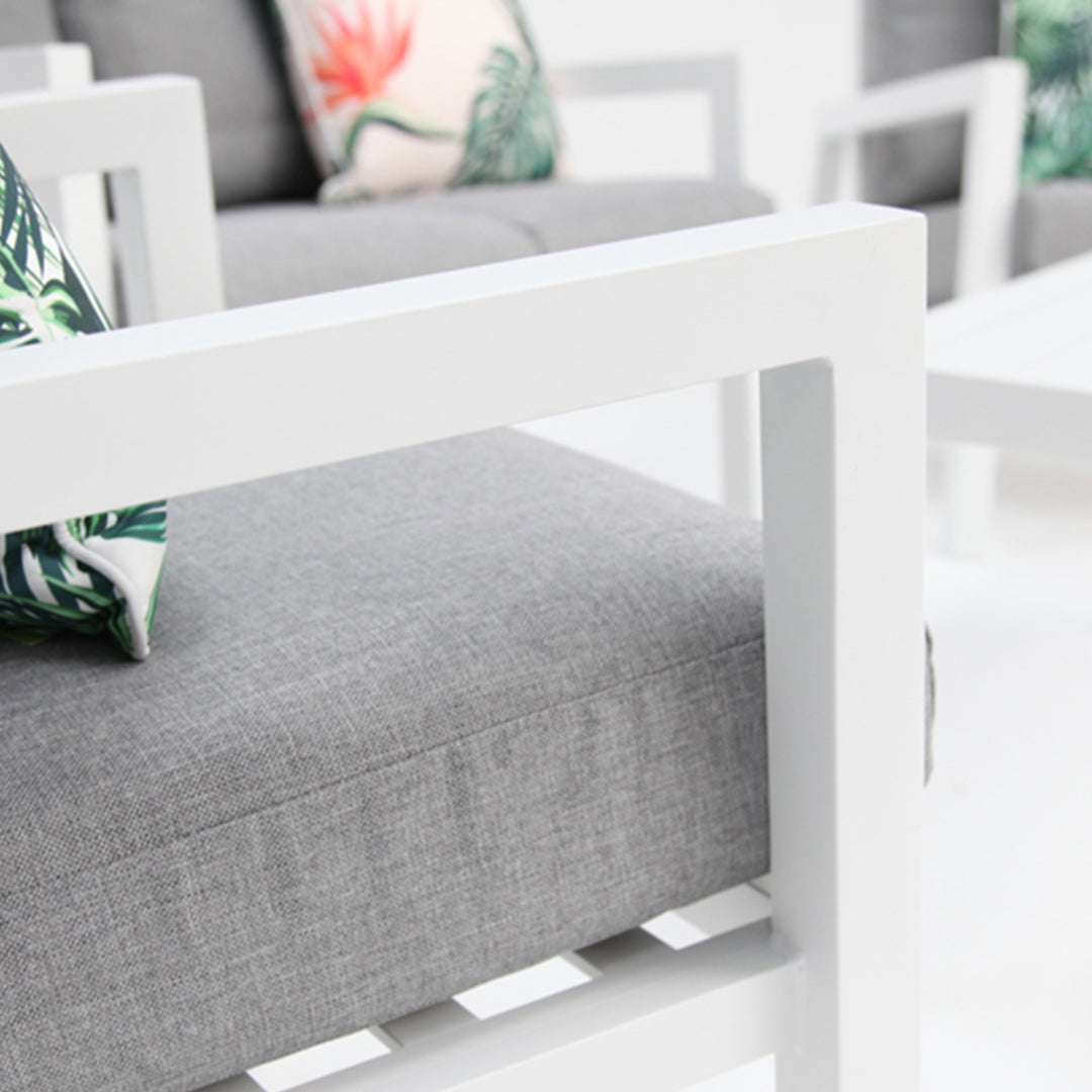 Consuela 4pc Lounge Setting - White