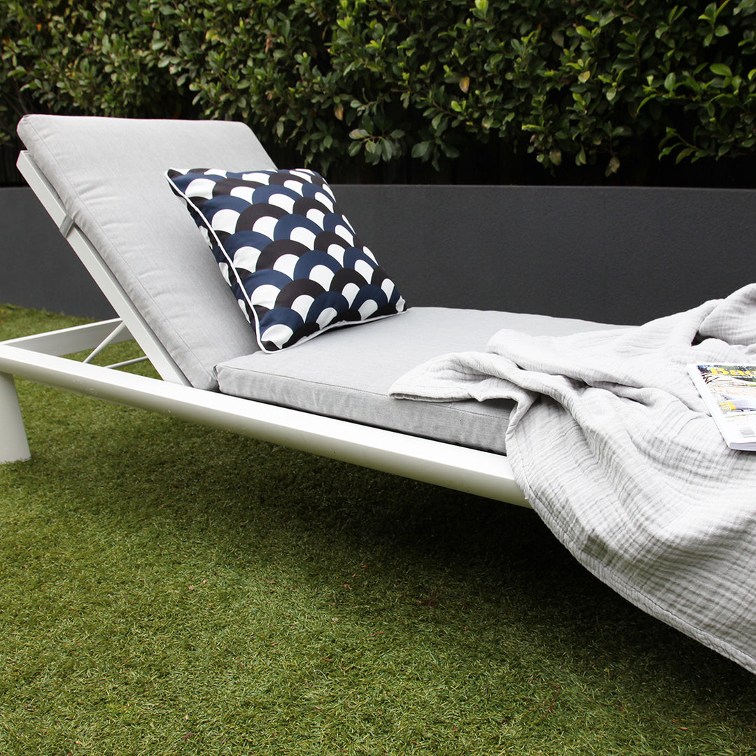 Dallas 2pc Sunlounge and Table Setting - White