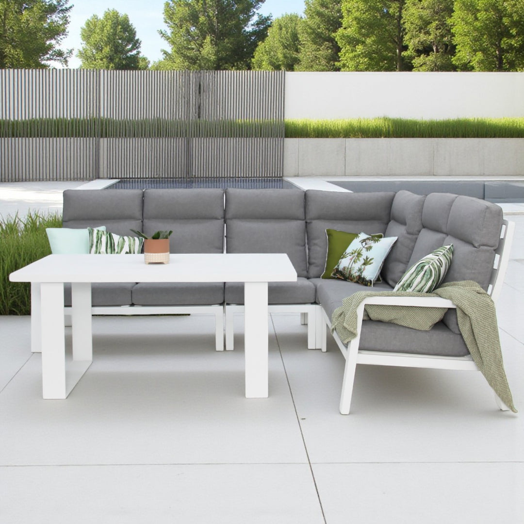 Dellaware Hayman Lounge Dining Setting