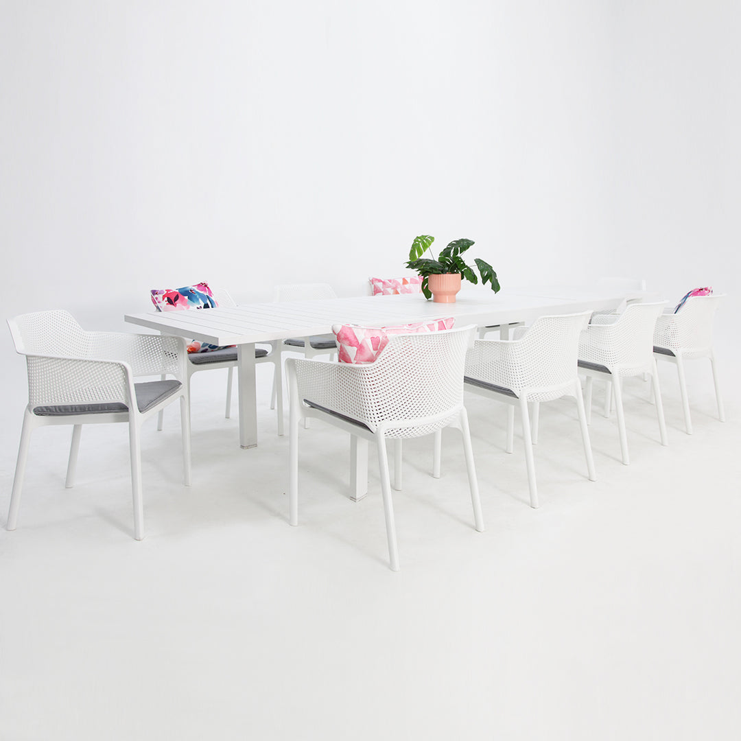 Madagascar Bailey 11pc Dining Setting - White