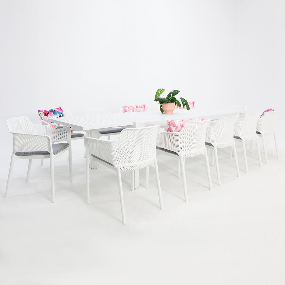 Madagascar Bailey 13pc Dining Setting - White