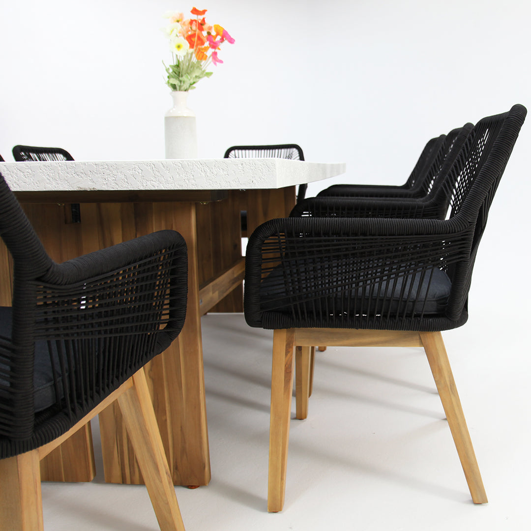 Montecito Albenga 9pc Dining Setting - Black