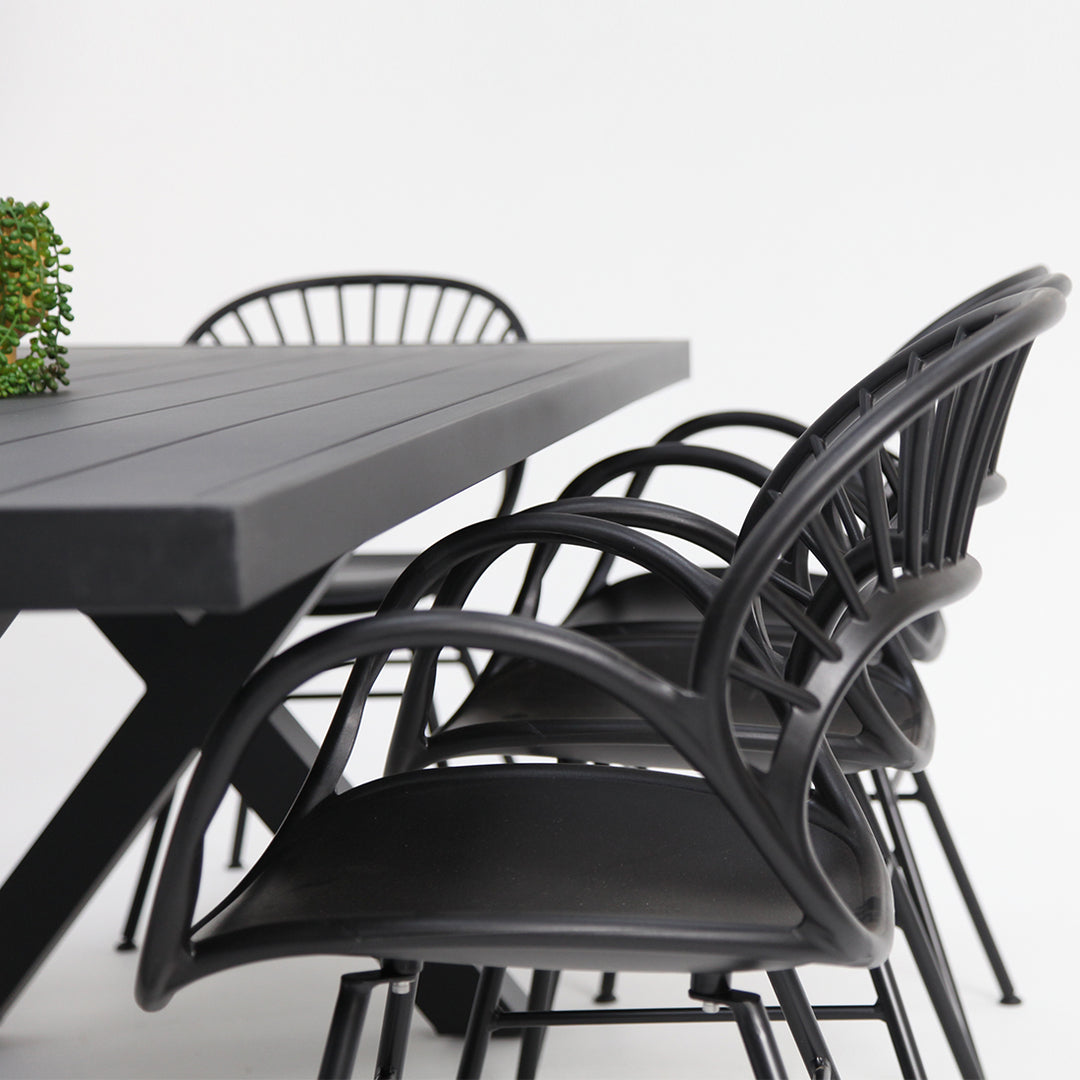 Ravenne Fantail 9pc Dining Setting - Black