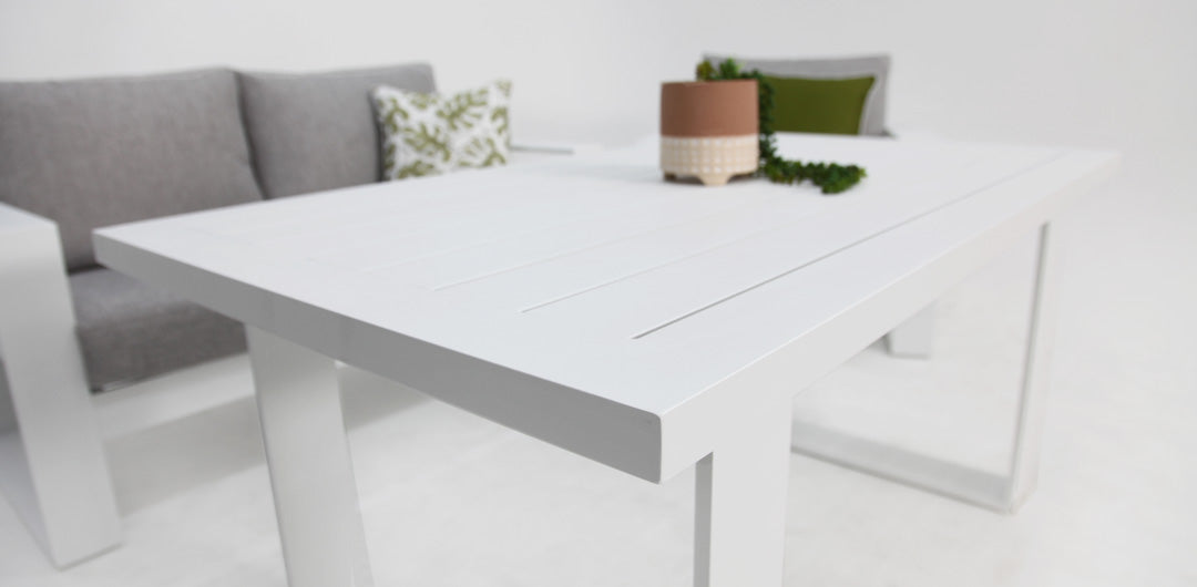 Quaynor 211LD Lounge Setting - White