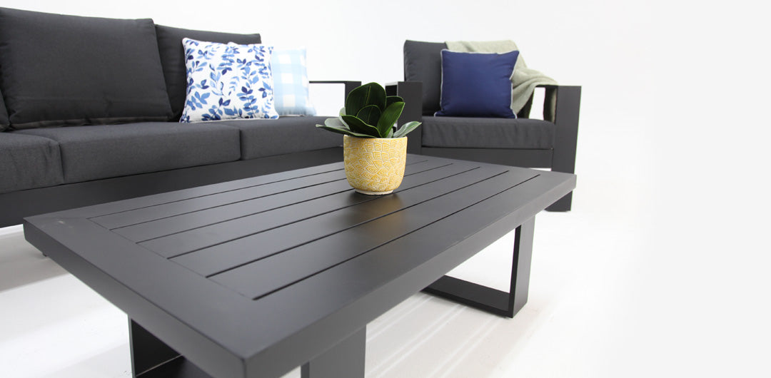 Quaynor 311CT Lounge Setting - Black
