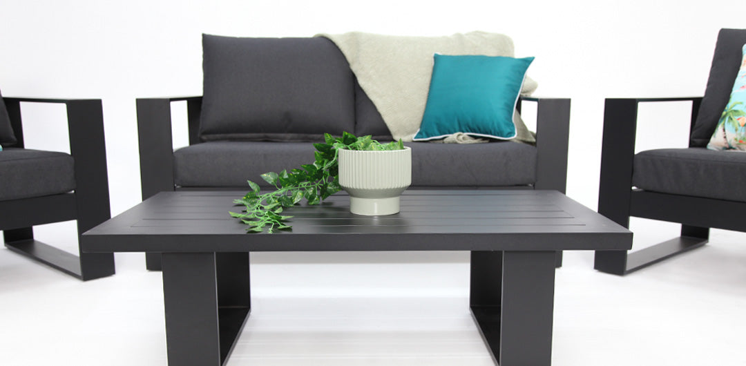 Quaynor 211CT Lounge Setting - Black